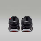 ルカ 5 "Black Metallic" PE バスケットボールシューズ