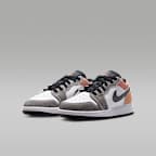 Air Jordan 1 Low SE Older Kids' Shoes