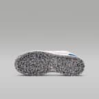 Air Jordan 1 Low SE Older Kids' Shoes