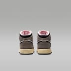 Air Jordan 1 Mid SE Older Kids' Shoes