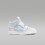 Sky Jordan 1 Younger Kids' Shoe