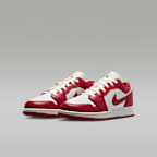 Air Jordan 1 Low Older Kids' Shoes