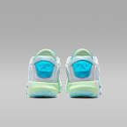 ルカ 4 PF "Navigator" バスケットボールシューズ