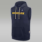 Sudadera universitaria con gorro, sin cierre y sin mangas marca Jordan Dri-FIT para hombre Michigan Sideline