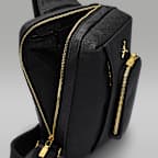 ジョーダン モノグラム スリングバッグ (3L)