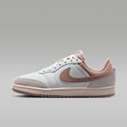 Summit White/Sail/Legend Medium Brown