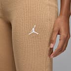 Jordan Brooklyn Essentials Women's Mid-Rise Flared Leggings