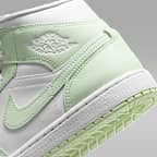 Air Jordan 1 Mid Women's Shoes