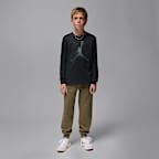 Playera de manga larga Jumpman Drip para niños talla grande Jordan