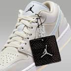 Tenis para mujer Air Jordan 1 Low SE "LNY"