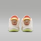 Tenis de básquetbol Luka 4 "Light Orewood and Tangerine"