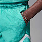 Shorts para la alberca de tejido Woven Diamond para niños talla pequeña Jordan