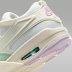 Air Jordan 4 RM Women's Shoes