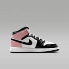 Air Jordan 1 Mid Older Kids' Shoes