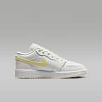 Air Jordan 1 Low Older Kids' Shoes