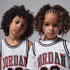 Playera para niños talla pequeña Jordan 23 Jersey
