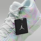 Tenis de básquetbol Tatum 3 "LNY"