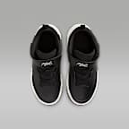 Jordan Max Aura 5 Younger Kids' Shoes