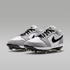 Jordan 1 Retro Low Metal Baseball Cleats