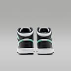Air Jordan 1 Mid Older Kids' Shoes