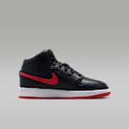 Air Jordan 1 Mid Big Kids' Shoes