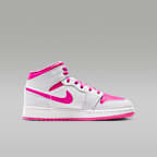 Chaussure Air Jordan 1 Mid pour ado