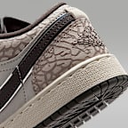 Air Jordan 1 Low SE Schuh (ältere Kinder)