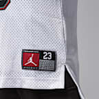 Playera para niños talla pequeña Jordan 23 Jersey