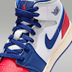 Air Jordan 1 Mid Older Kids' Shoes