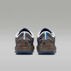 루카 77 '브레드' 남성 농구화