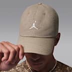 조던 클럽 언스트럭처 커브 빌 모자