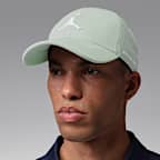 Pistachio Frost/White