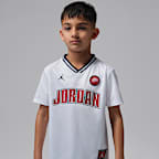 Conjunto de jersey y shorts de malla para niños talla pequeña Jordan