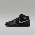Air Jordan 1 Mid Utility Older Kids' Shoes