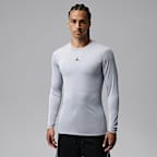 Jordan Sport Playera base de manga larga Dri-FIT para hombre