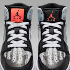 Tenis para niños grandes Air Jordan 1 Mid Sneaker School