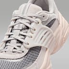 Jordan Trunner O/S Big Kids' Shoes