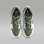 Air Jordan 1 Mid Older Kids' Shoes