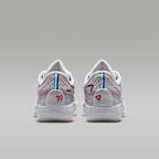 Luka 77 Basketball Shoes