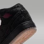 Air Jordan 1 Mid SE Big Kids' Shoes