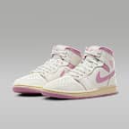 Air Jordan 1 Mid Women's Shoes