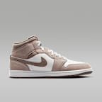 エア ジョーダン 1 MID メンズシューズ