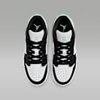 Air Jordan 1 Low Older Kids' Shoes