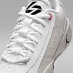 Tenis de básquetbol Luka .77 "Space Navigator"