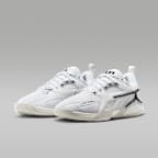 Tenis de básquetbol para mujer JJordan Heir Series "Triple White"