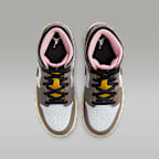 Air Jordan 1 Mid SE Older Kids' Shoes