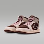 Air Jordan 1 Mid SE Women's Shoes