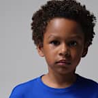 Playera Ball World para niños talla pequeña Jordan