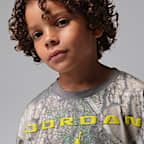 Playera estampada Brooklyn Realtree para niños talla pequeña Jordan
