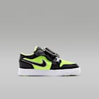 Jordan 1 Low Alt SE Younger Kids' Shoes